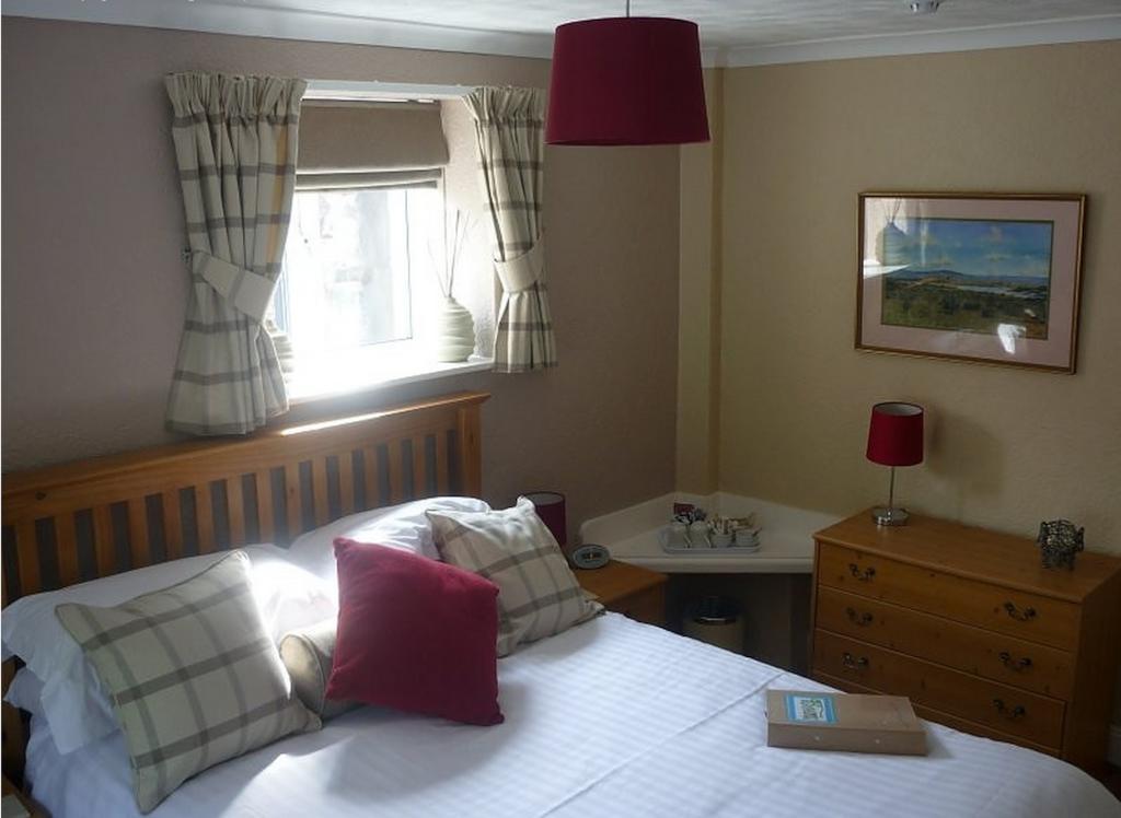 South View Guest House Lynton Room photo